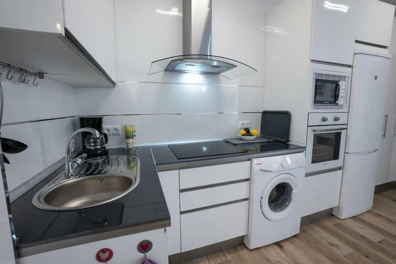 Apartamento Nerja Medina 0*,  Spain